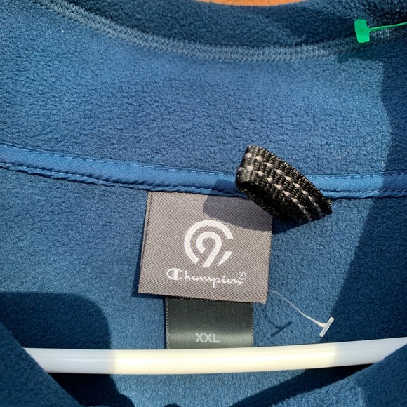 Men’s quarter zip pullover. Champion. - Picture 4 of 5
